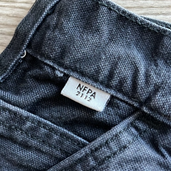 Carhartt FR Dungaree Pants - Men’s 32” x 30” black - Picture 4 of 5